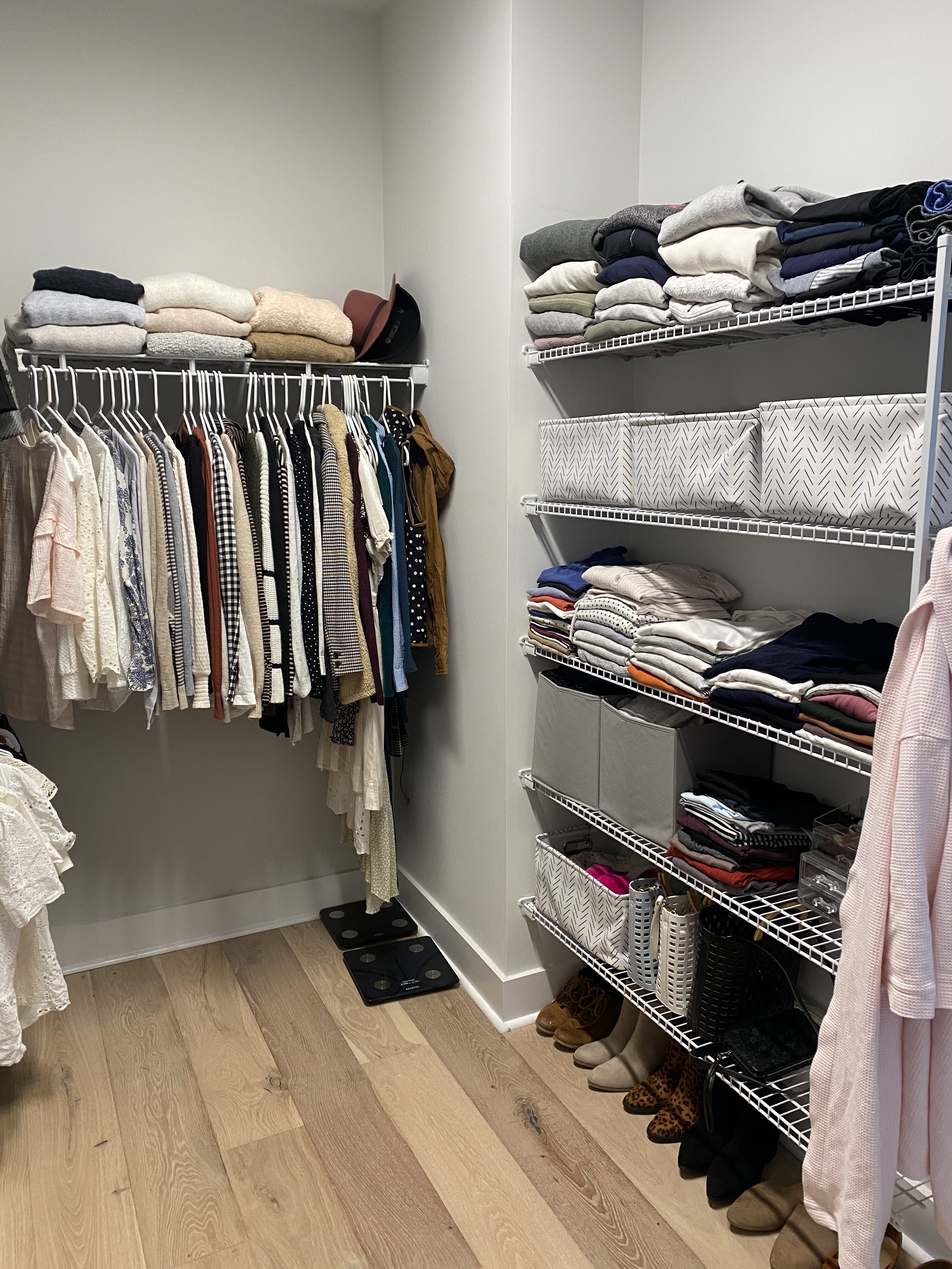 housecleaning, house clean, tidy up, lifestyle, motherhood, simple, toddler mom, cleaning tips, organized space, toy rotation