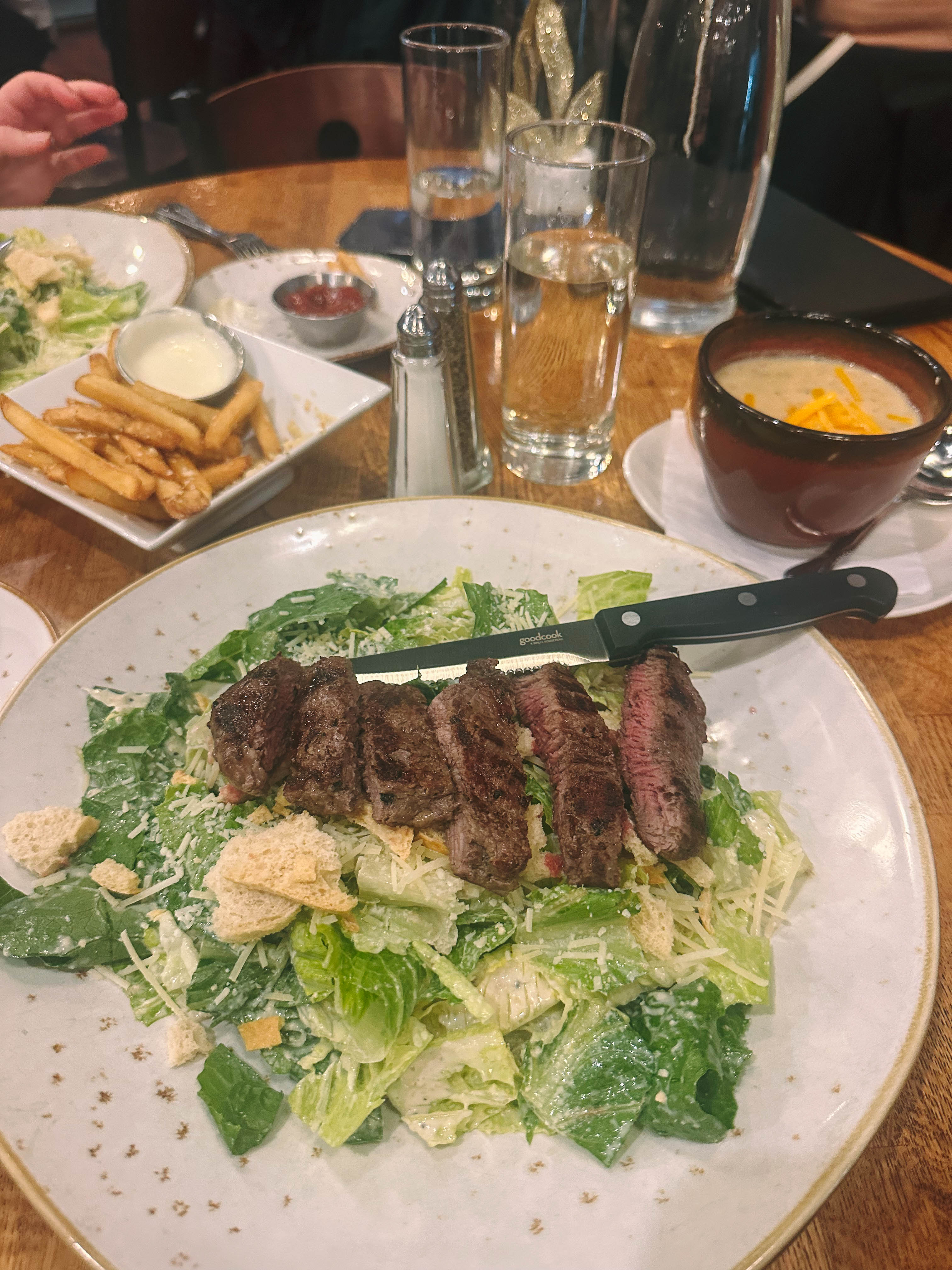 winter, mom life, pregnancy, january, things to do, fort mill, charlotte, cookies, baking, healthy, meals, dinner, what to eat, football season, salads, breakfast spots, matcha, coffee, parm, swim lessons, lifestyle blogger, motherhood blog, home cleaning, pad thai, life with a toddler, pregnancy updates