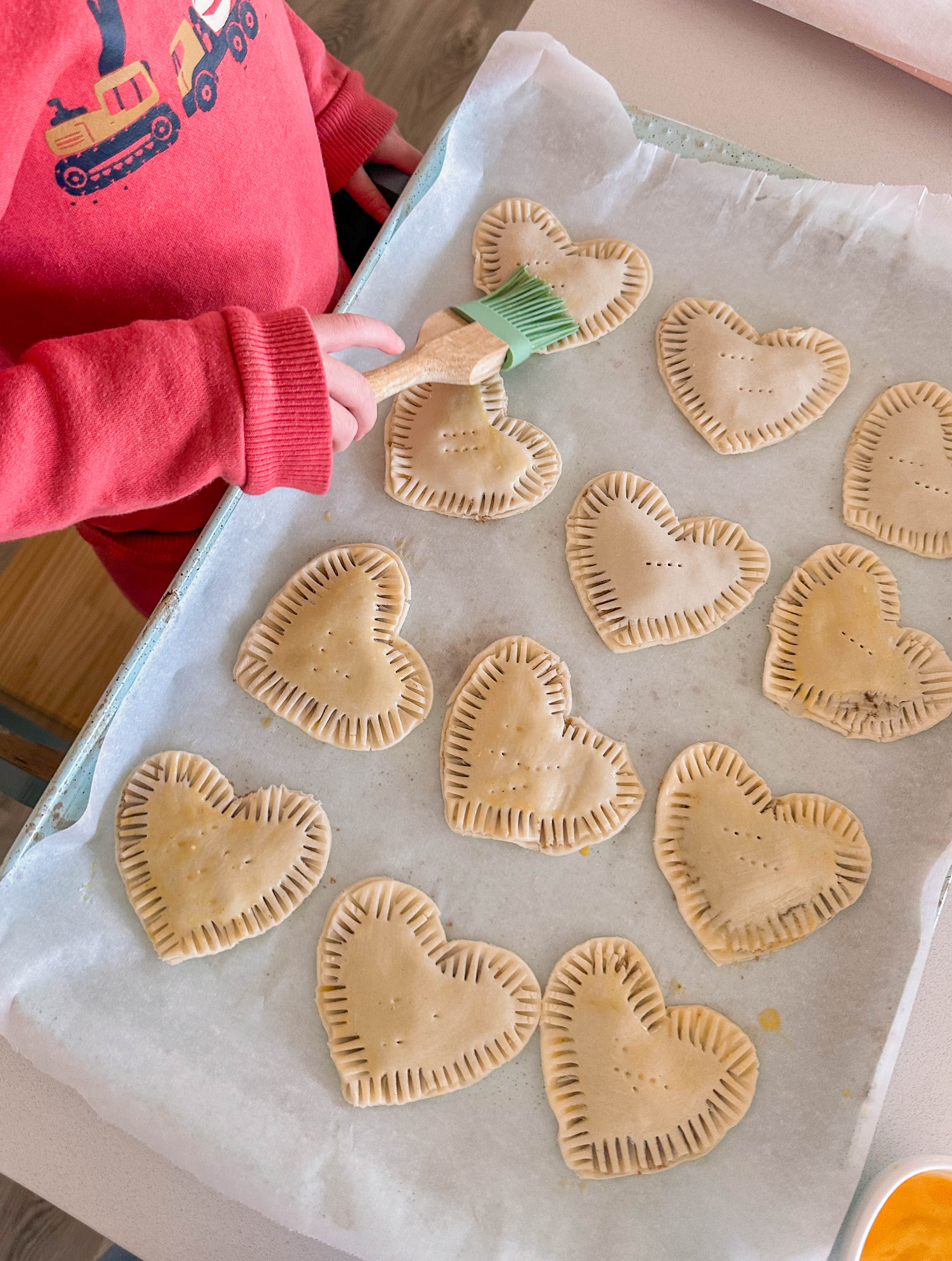 heart poptarts, cherry poptarts, brown sugar poptarts, cute poptart dessert, easy diy poptarts, valentines day, pastries, cherry almond poptarts, cute gift ideas, bakery box, recipe, easy dessert, frosted poptarts