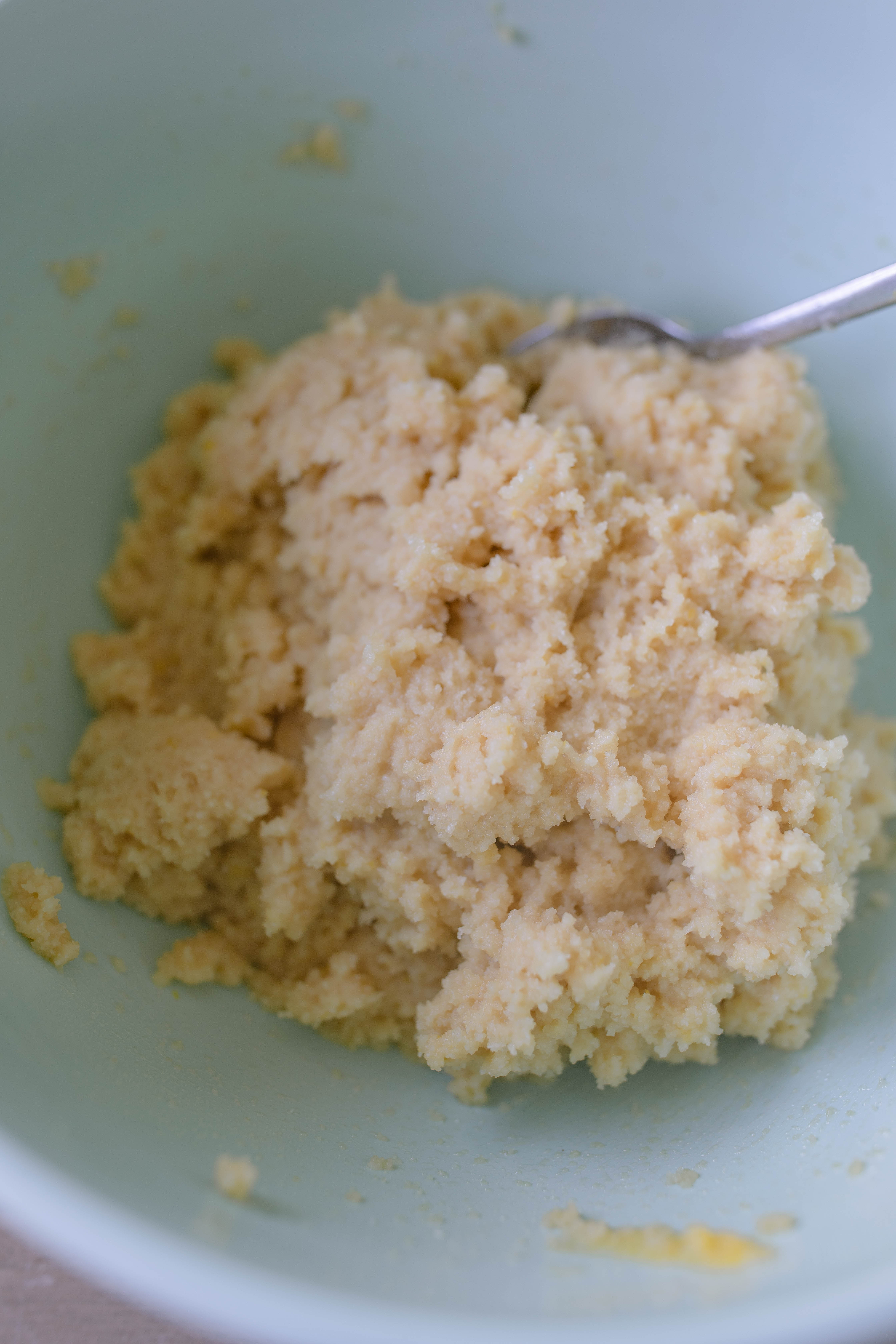 lemon honey cookies, no added sugar, almond flour cookies, no refined sugar, low carb, gluten free, healthy dessert, easy recipe, lemons, summer, spring, refreshing recipe, almond cookies