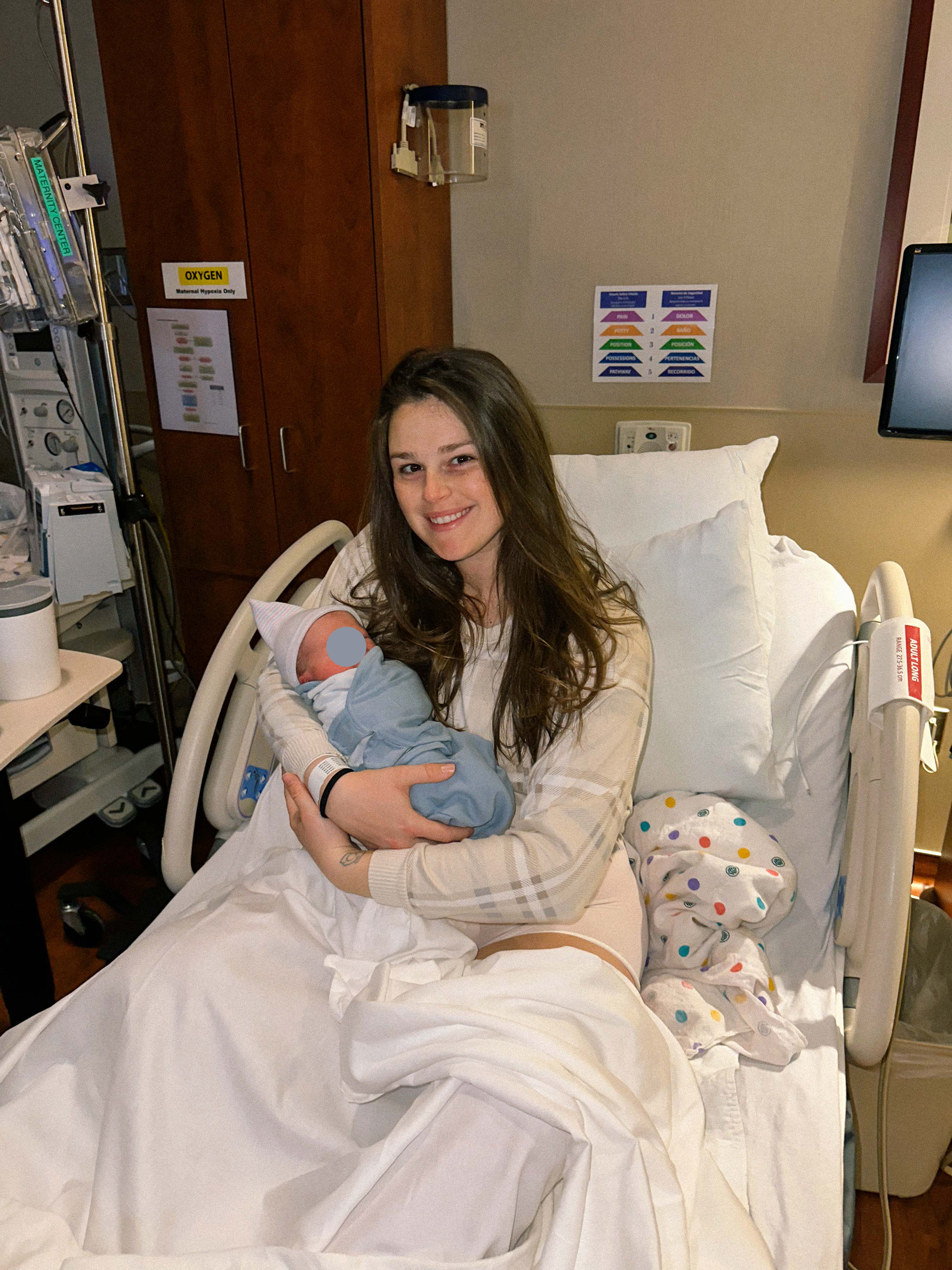 Birth blog, starbucks labor drink, birth story, second pregnancy, motherhood, mom life, lifestyle blog, labor, natural birth, boy mom