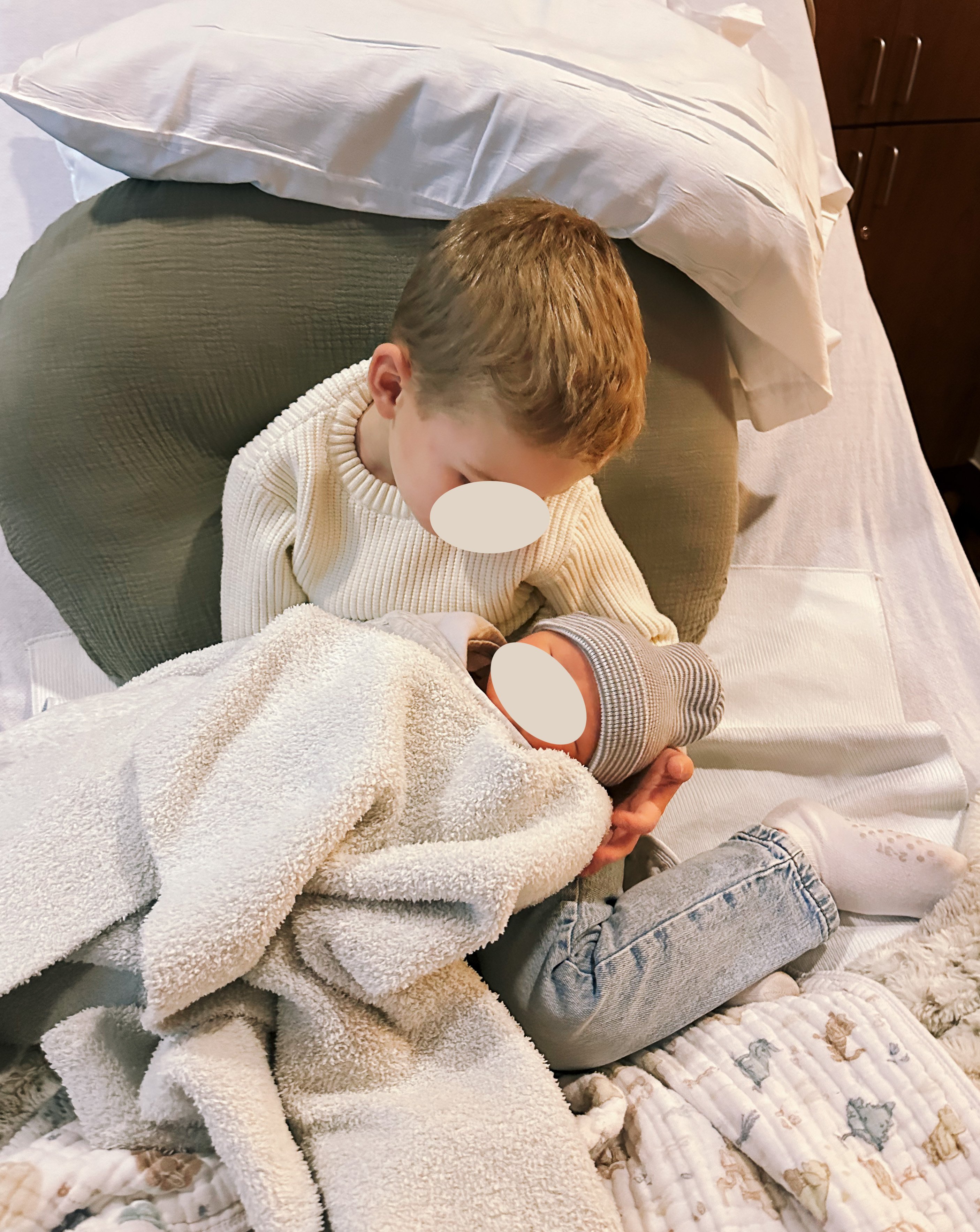 Birth blog, starbucks labor drink, birth story, second pregnancy, motherhood, mom life, lifestyle blog, labor, natural birth, boy mom