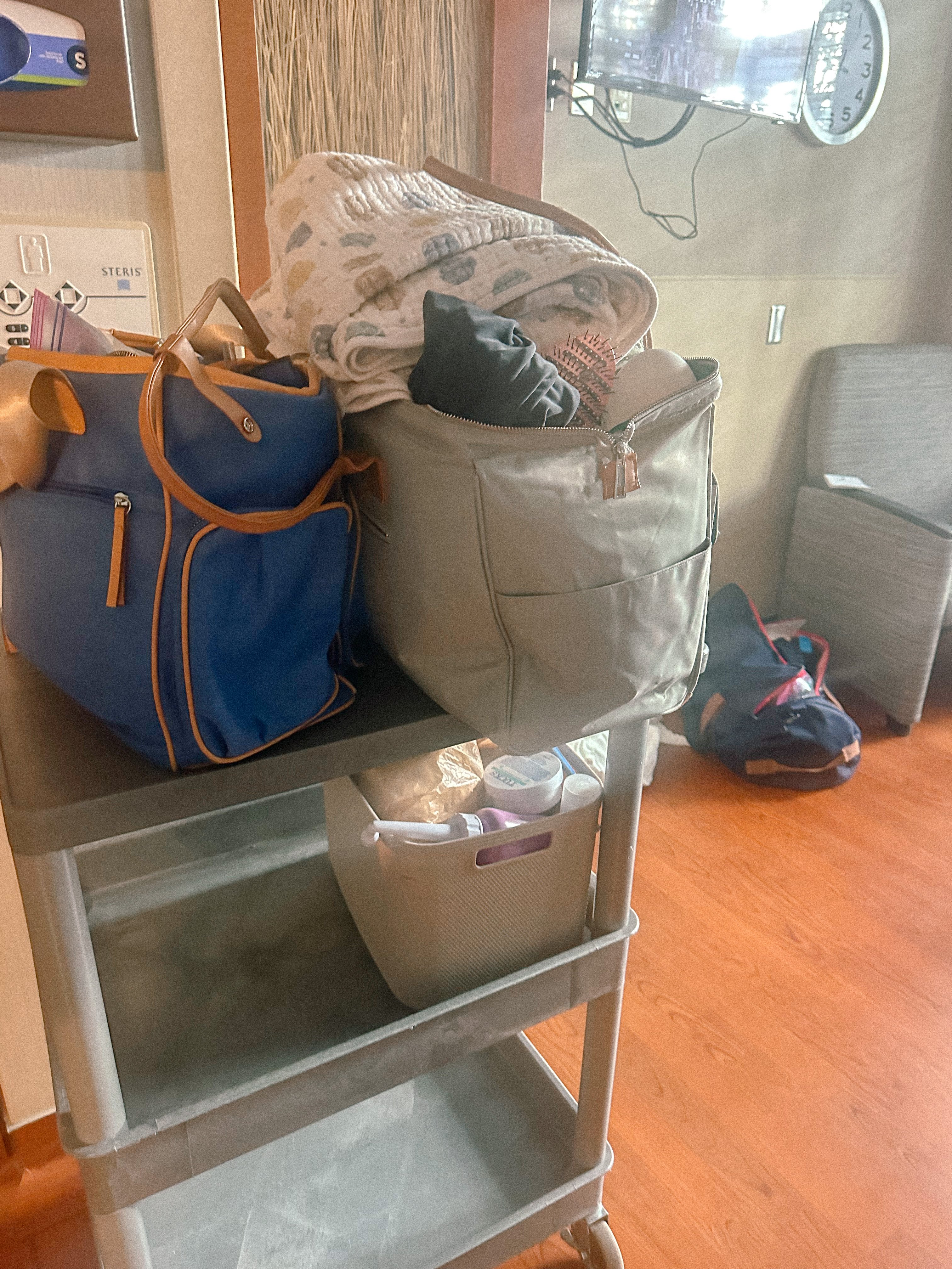 Birth blog, starbucks labor drink, birth story, second pregnancy, motherhood, mom life, lifestyle blog, labor, natural birth, boy mom