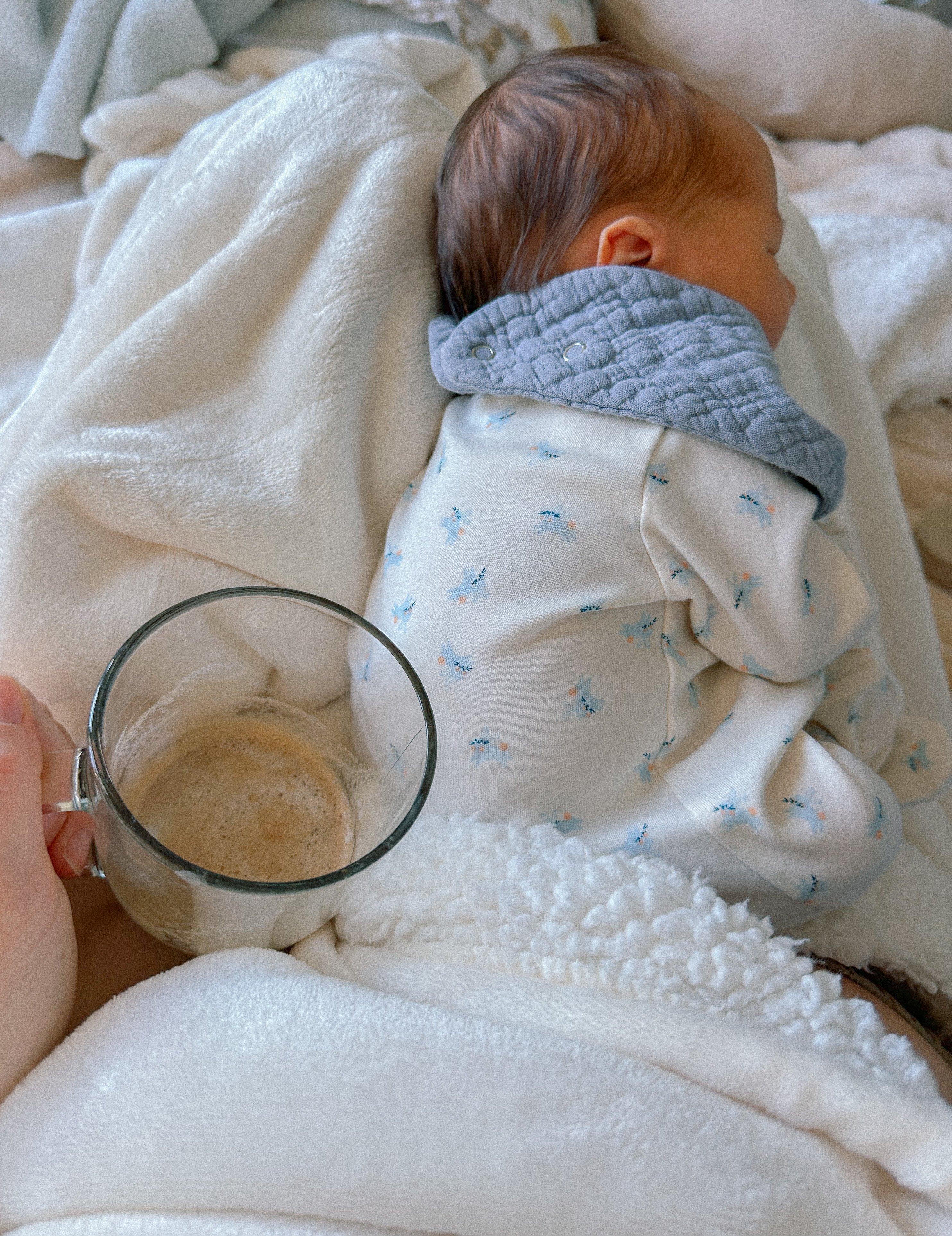 Birth blog, starbucks labor drink, birth story, second pregnancy, motherhood, mom life, lifestyle blog, labor, natural birth, boy mom