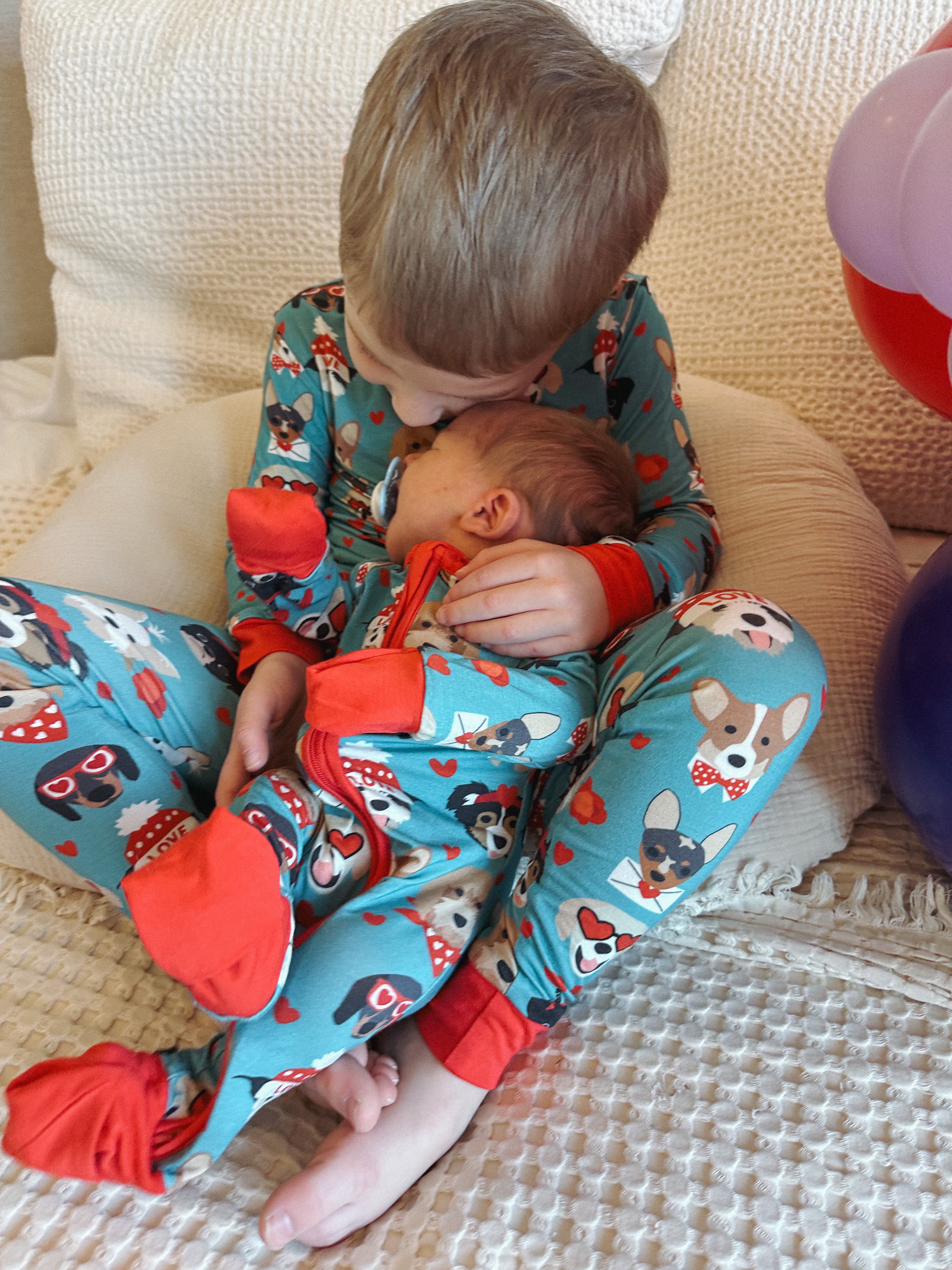 Birth blog, starbucks labor drink, birth story, second pregnancy, motherhood, mom life, lifestyle blog, labor, natural birth, boy mom