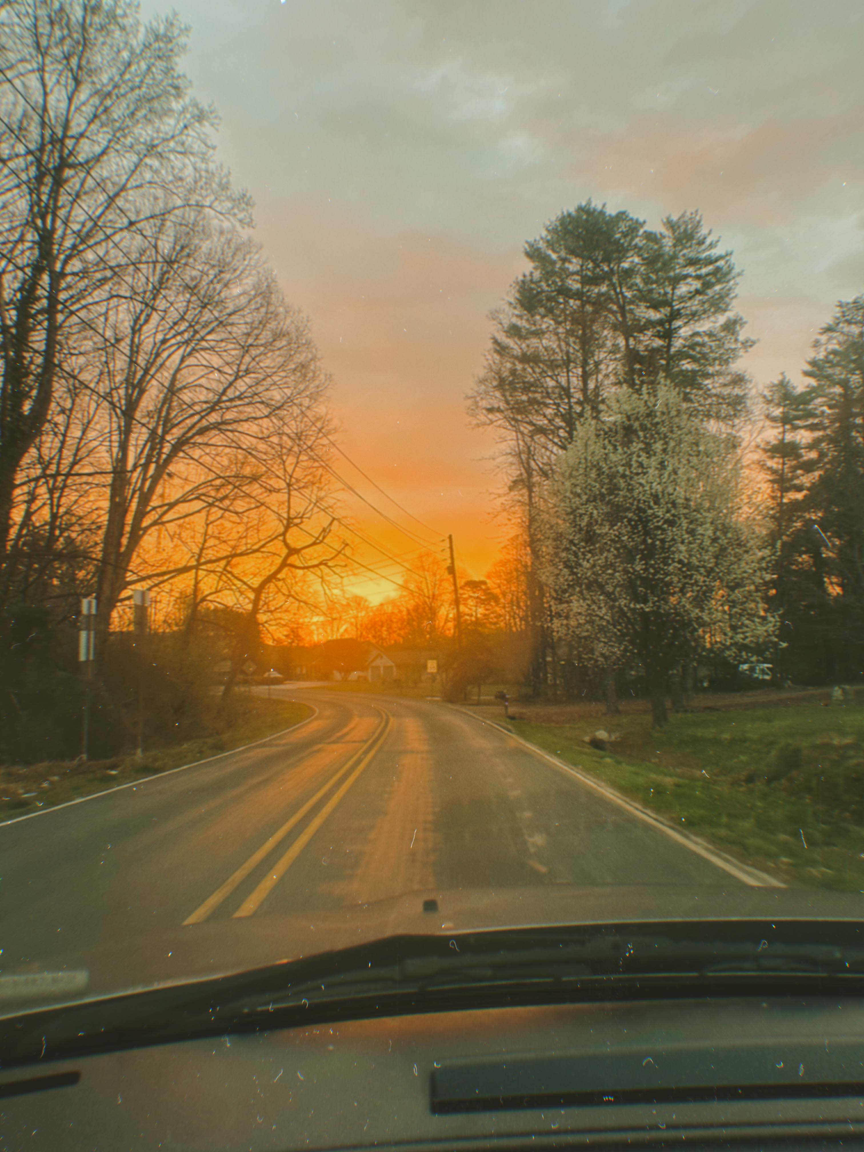 hendersonville, skylarana, mountains, getaway, best friend getaway, close to charlotte, spring trip, tulips, mountains, charcuterie, cake, pool, mountain cabin with pool, charlotte nc, mini trip