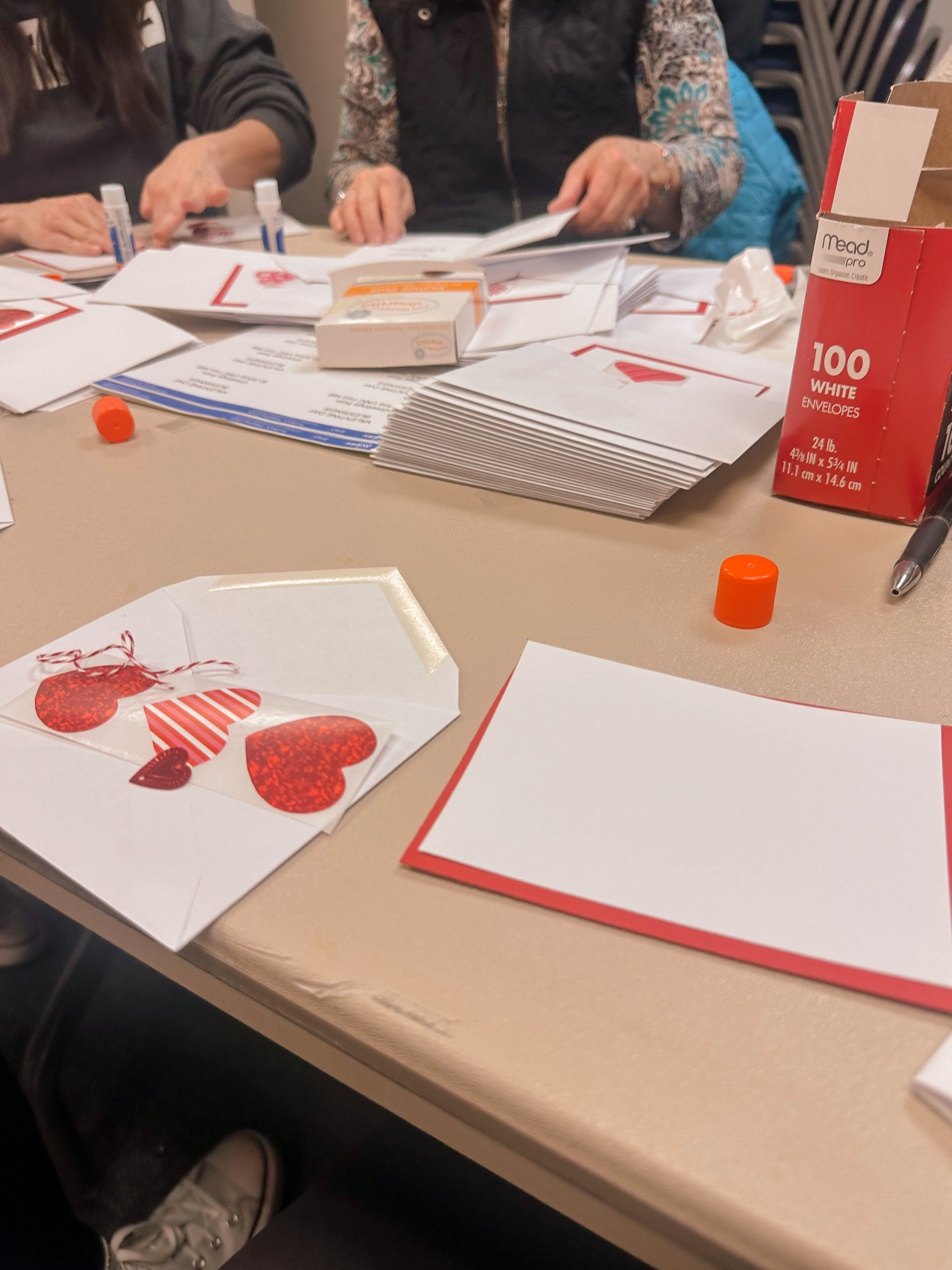 motherhood recap blog, lifestyle, mom life, toddler mom, south carolina, fort mill, swiss cheese, sherry chicken, healthy food, poppyseed kitchen, swim lessons, dinner ideas, motherhood, pregnancy, maternity, sourdough, birthday, cake, birds, food, snacks, snow day, snowing, tea, life