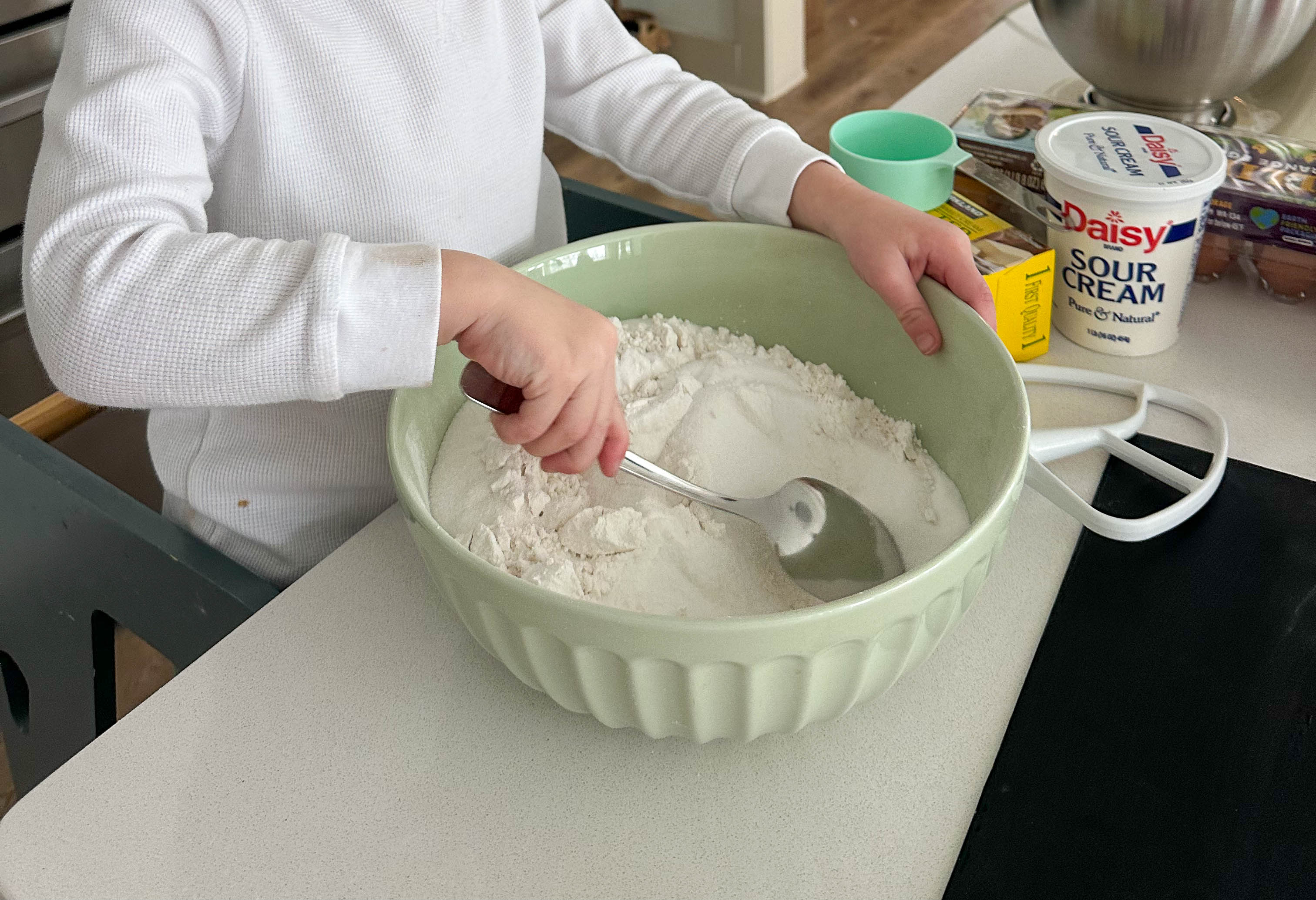 motherhood recap blog, lifestyle, mom life, toddler mom, south carolina, fort mill, swiss cheese, sherry chicken, healthy food, poppyseed kitchen, swim lessons, dinner ideas, motherhood, pregnancy, maternity, sourdough, birthday, cake, birds, food, snacks, snow day, snowing, tea, life