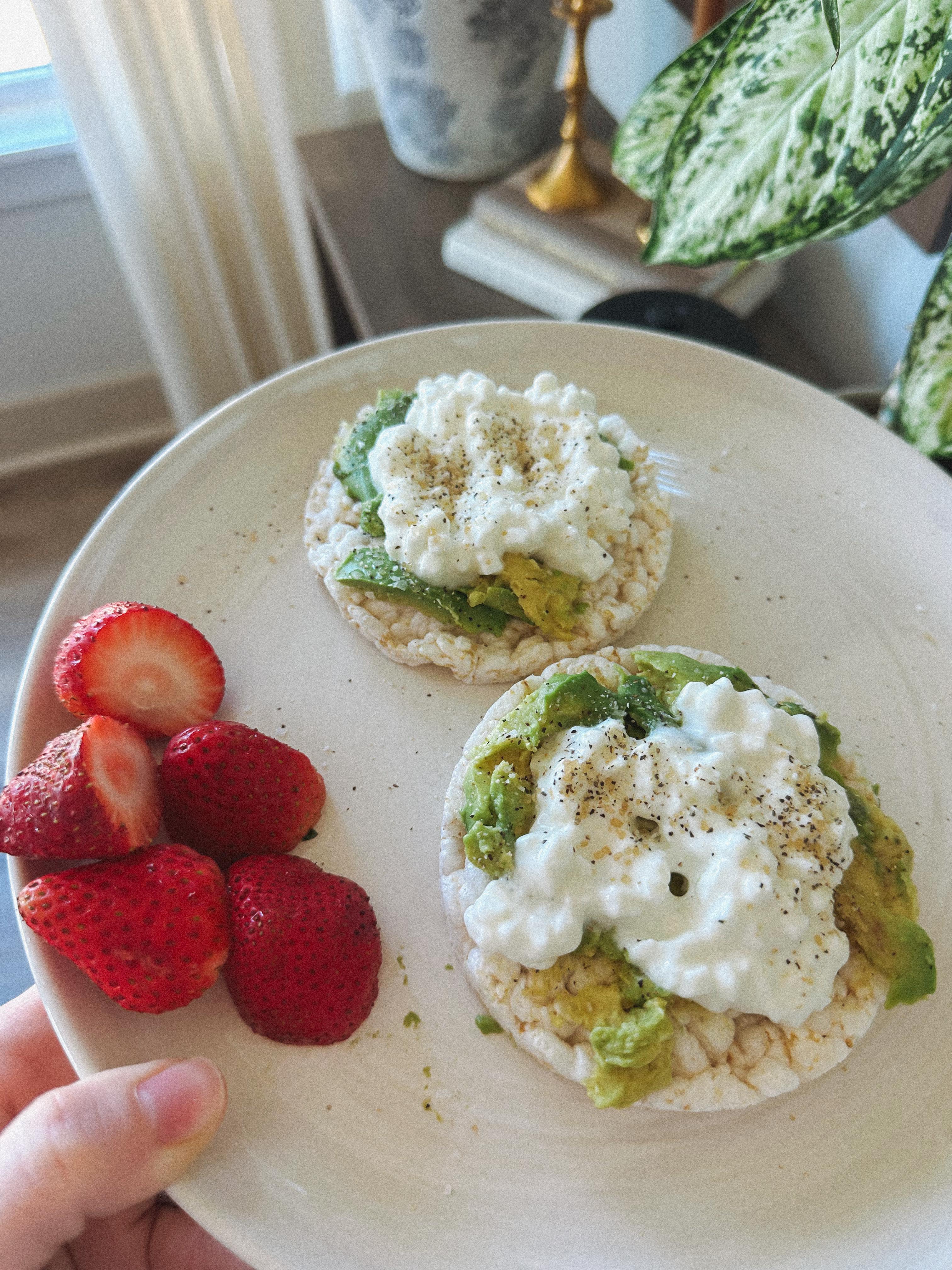 lifestyle blog, simply taralynn, bird buddy, toddler mom, newborn, mom blog, day in the life, food, recipes, newborn, boy mom, coffee, fort mill, sourdough, life, bush n vine, farms, york sc, coffee shops, rock hill, charlotte, mommy blogger, spring, healthy food