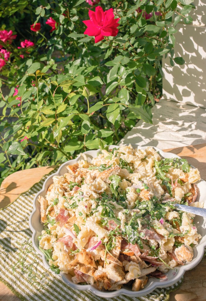 pasta salad, arugula, trader joes, salami, cold pasta salad recipe, ricotta, lemon ricotta pasta salad, pepper, sea salt, garlic, grilled chicken, healthy recipes, spring recipes, potluck, easy to make, lemon pasta, garlic, arugula salad, pasta salad for summer, summer recipes, beautiful pasta
