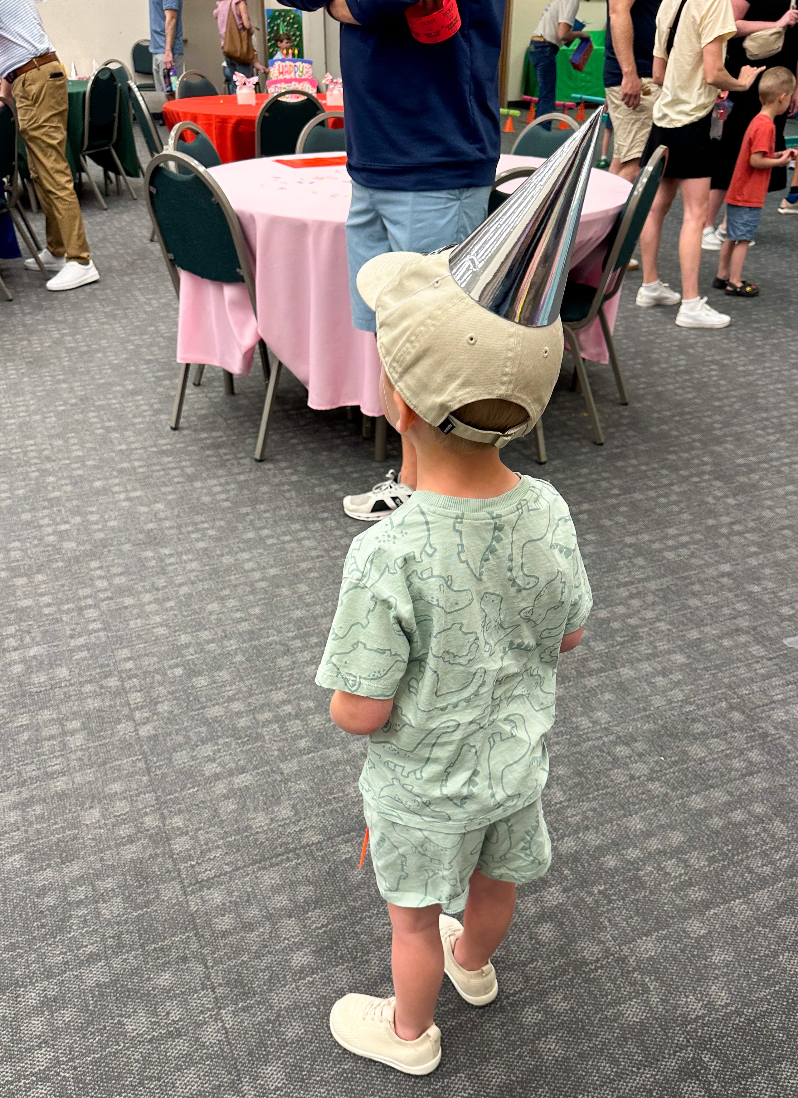 weekly recap, motherhood blog, lifestyle, charlotte, soccer mom, healthy food, lifestyle, dinner for family, postpartum, newborn, boy mom, fort mill, easter, bush n vine, york, anne springs, spring break, motherhood lifestyle blogger, carowinds, healthy dinner ideas, chalk, boy mom, walking, life with toddlers, church, home, baking, gardening, rock hill, spring, coffee, parks