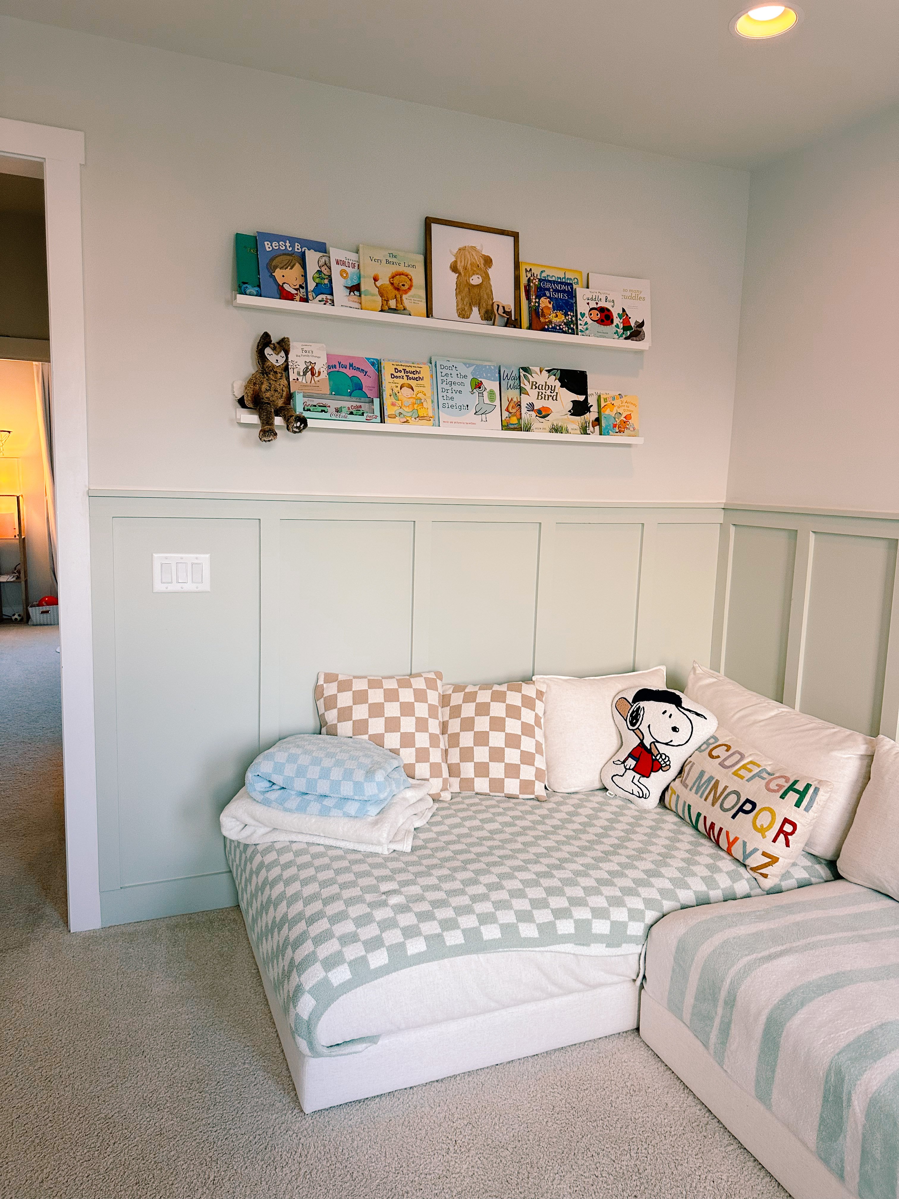 weekly recap, motherhood blog, lifestyle, charlotte, soccer mom, healthy food, lifestyle, dinner for family, postpartum, newborn, boy mom, fort mill, easter, bush n vine, york, anne springs, spring break, motherhood lifestyle blogger, carowinds, healthy dinner ideas, chalk, boy mom, walking, life with toddlers, church, home, baking, gardening, rock hill, spring, coffee, parks