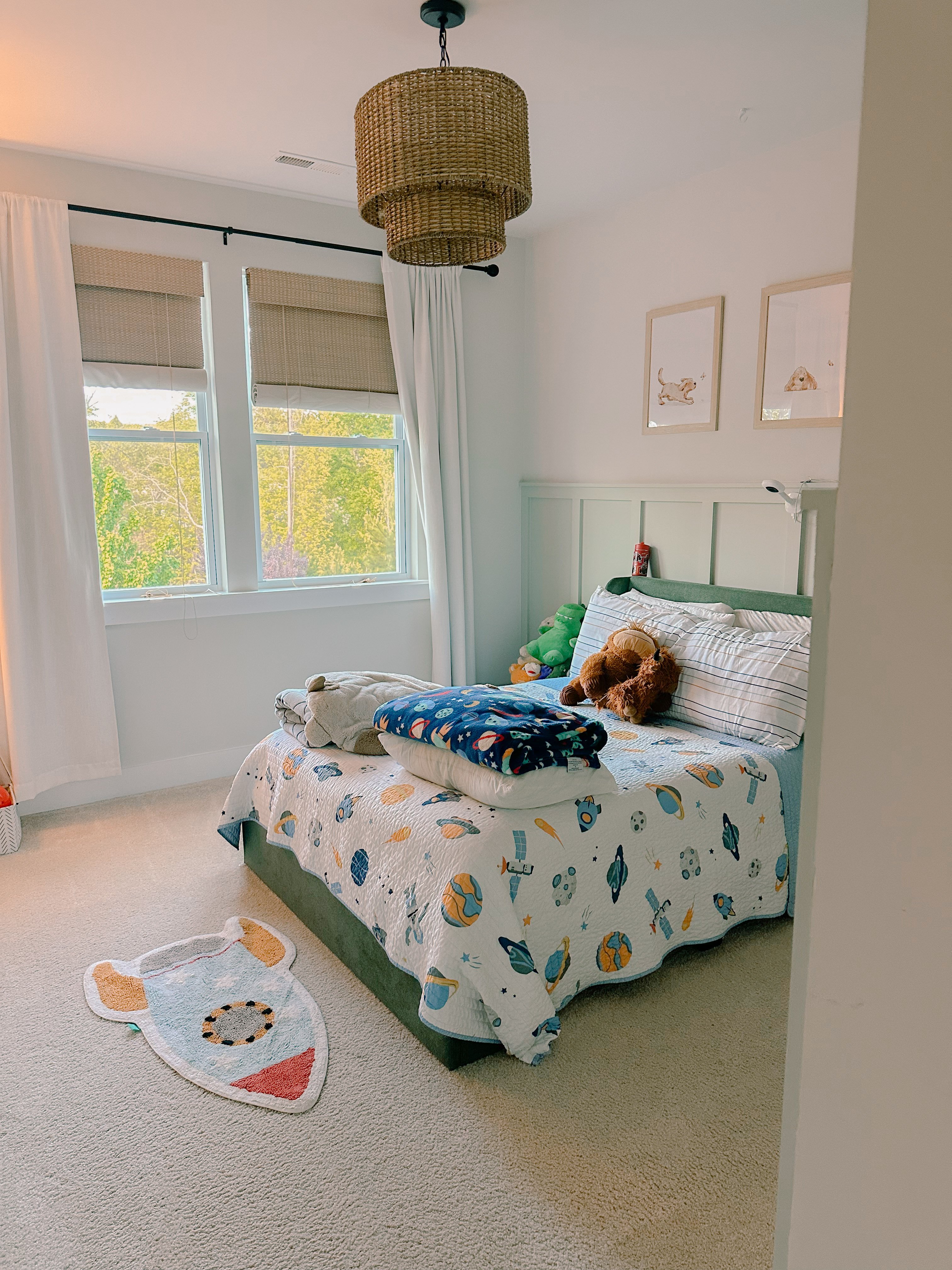 weekly recap, motherhood blog, lifestyle, charlotte, soccer mom, healthy food, lifestyle, dinner for family, postpartum, newborn, boy mom, fort mill, easter, bush n vine, york, anne springs, spring break, motherhood lifestyle blogger, carowinds, healthy dinner ideas, chalk, boy mom, walking, life with toddlers, church, home, baking, gardening, rock hill, spring, coffee, parks