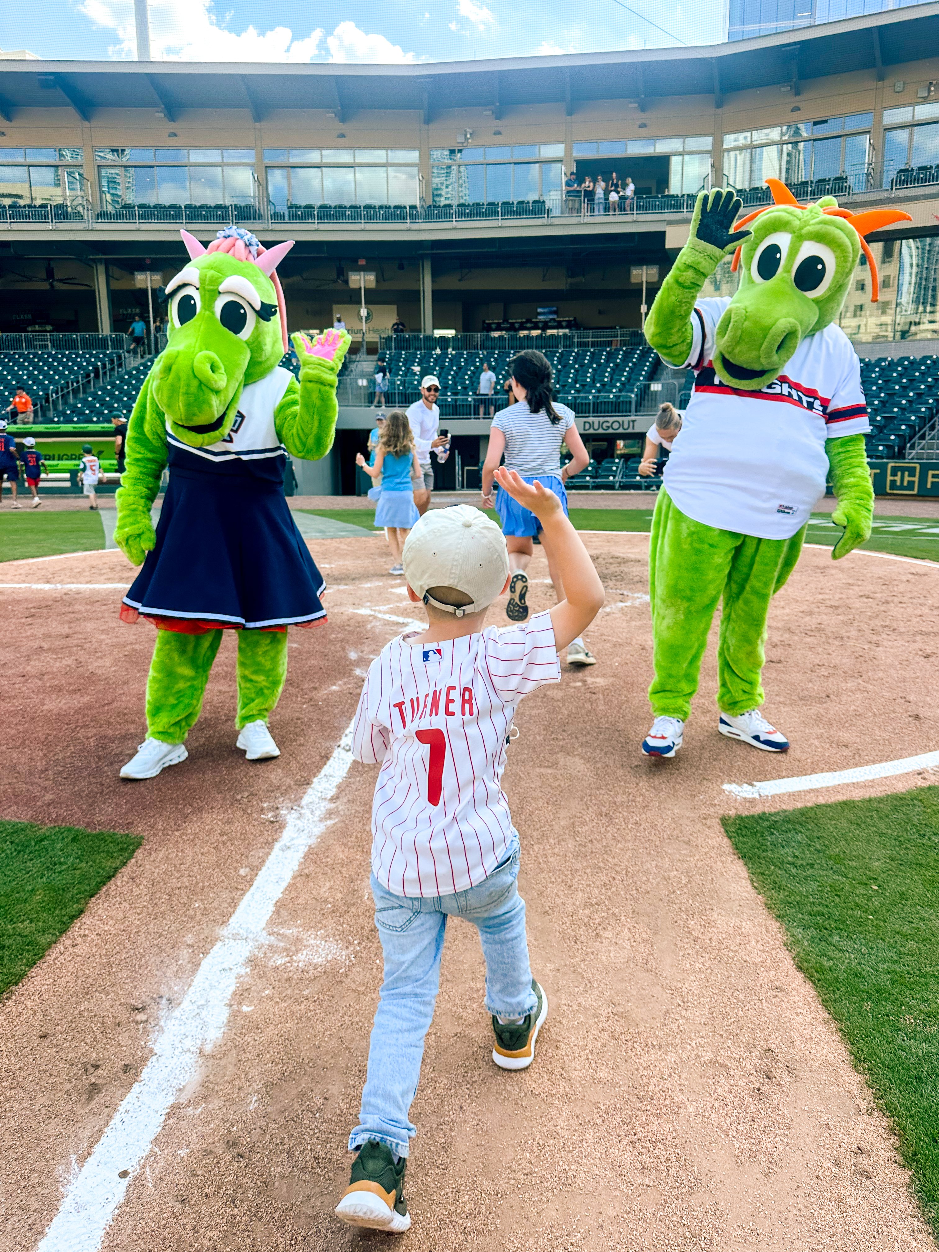 weekly recap, motherhood blog, lifestyle, charlotte, soccer mom, healthy food, lifestyle, dinner for family, postpartum, newborn, boy mom, fort mill, easter, bush n vine, york, anne springs, spring break, motherhood lifestyle blogger, carowinds, healthy dinner ideas, chalk, boy mom, walking, life with toddlers, church, home, baking, gardening, rock hill, spring, coffee, parks