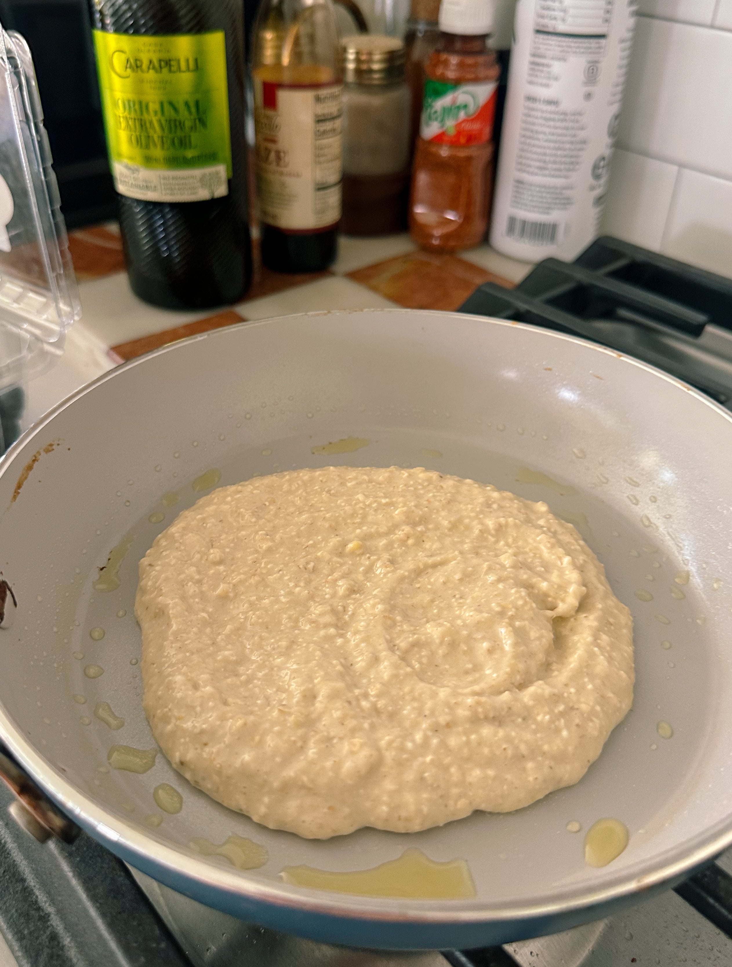 cottage cheese pancakes, protein pancakes, gluten free, whey protein, eggs, no banana, cottage cheese protein oat pancakes, oatmeal pancakes, healthy breakfast, high protein, blender recipe, blender pancakes