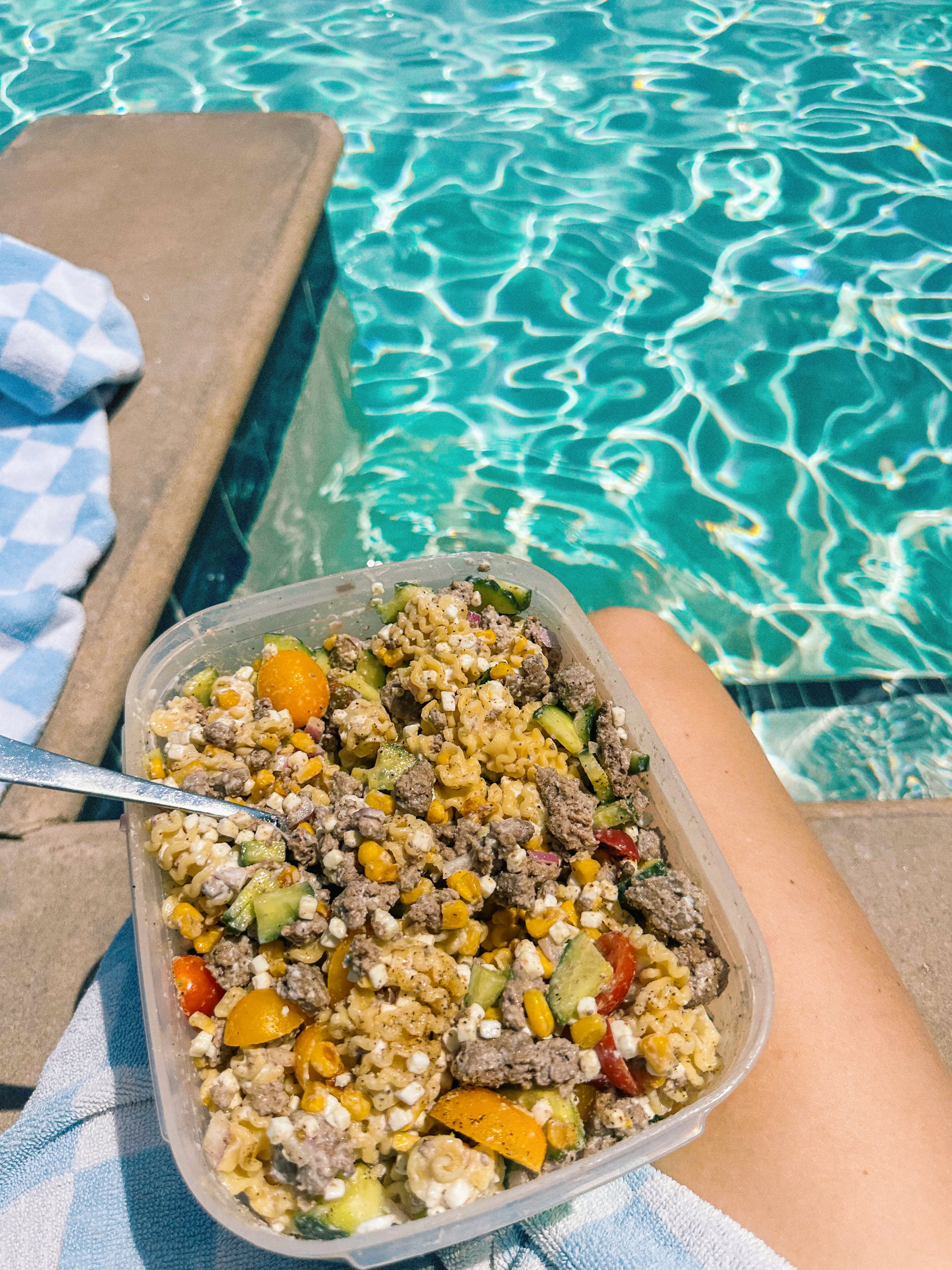 protein pasta, protein recipe, cottage cheese, ground beef, organic, poolside, fit for summer, healthy recipes, summer pasta salad, garden vegetables, fresh recipe, fresh food, what to bring to the pool, easy snack, cottage cheese pasta, ground beef pasta, arctic seasoning