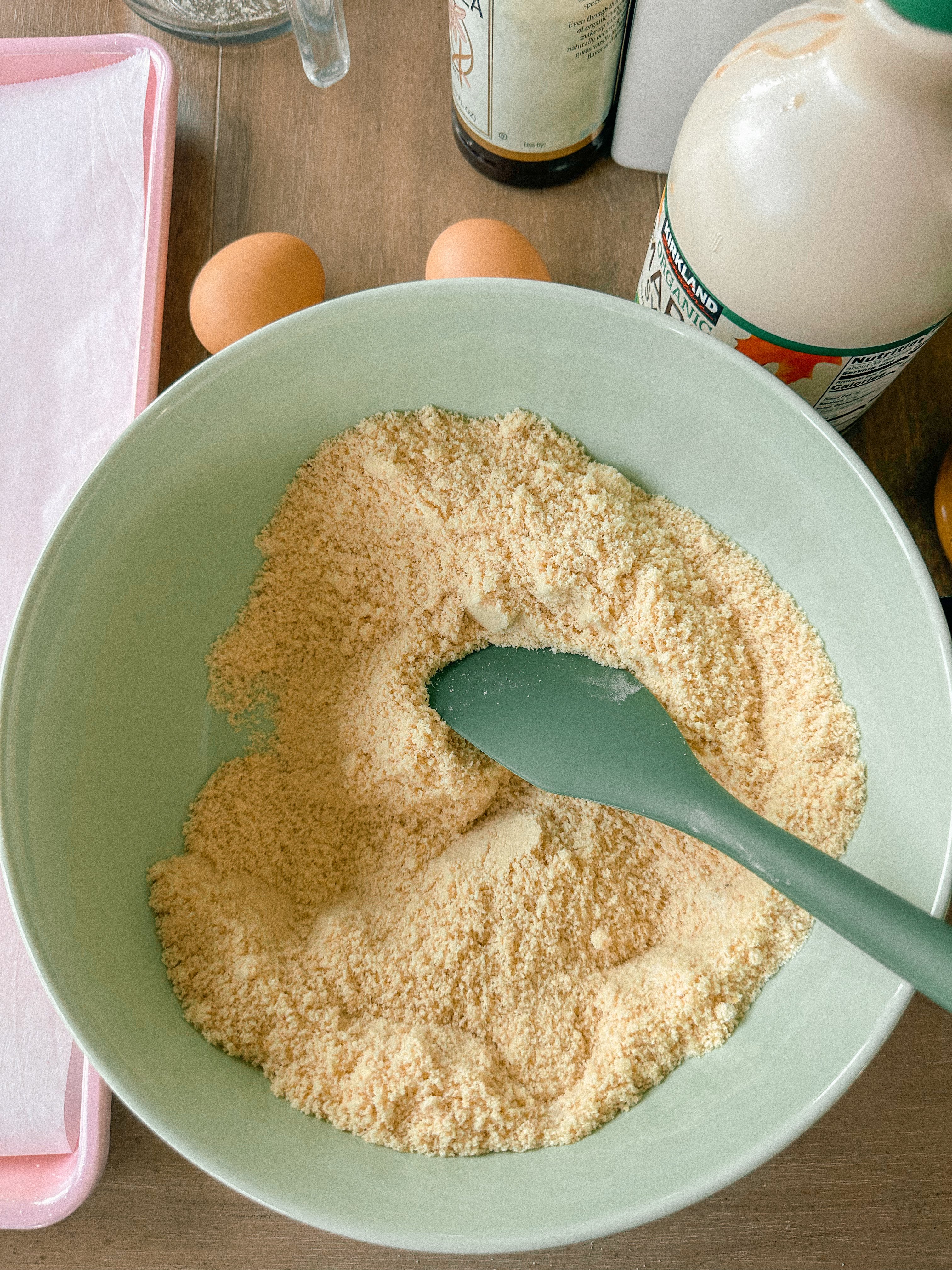 almond flour, peanut butter cookies, almond cookies, no refined sugar, sugar free, maple syrup, gluten-free, dairy-free, grain free, healthy food for family, healthy cookies, healthy dessert, healthy toddler food, breakfast cookies, almond flour cookies, peanut butter cookies, lower carb, sugar free