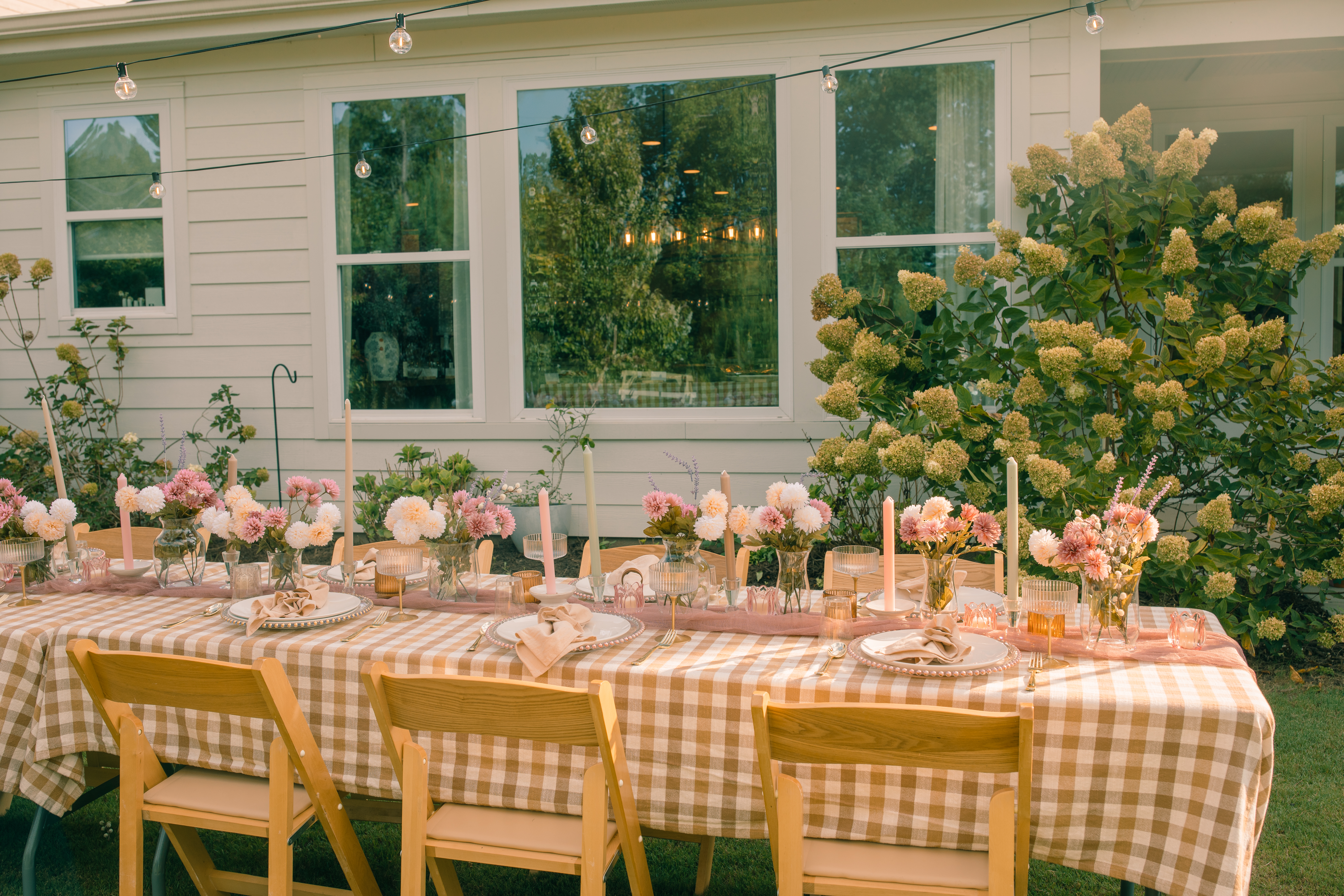 summer dinner party menu, summer dinner party ideas, summer dinner party menu ideas, outdoor dinner party ideas, garden dinner party, garden party menu, garden party food ideas, dinner party menu ideas, dinner party recipes, easy dinner party recipes, dinner party appetizers, summer entertaining ideas, outdoor entertaining ideas, backyard dinner party, elegant dinner party ideas, casual dinner party ideas, dinner party tablescape, summer tablescape ideas, garden party tablescape, dinner party hosting ideas, what to serve at a dinner party, dinner party menu for a crowd, make ahead dinner party recipes