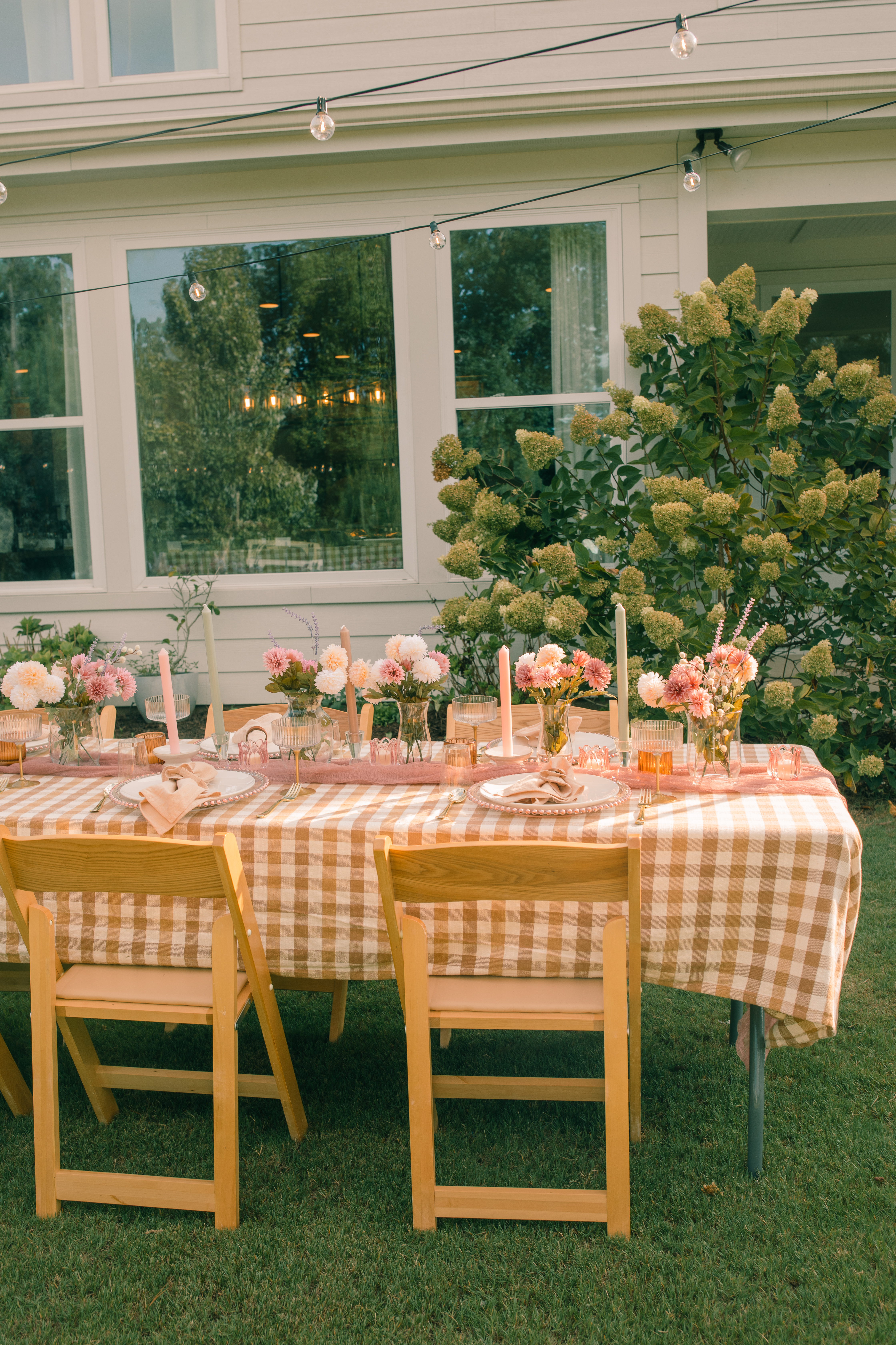 summer dinner party menu, summer dinner party ideas, summer dinner party menu ideas, outdoor dinner party ideas, garden dinner party, garden party menu, garden party food ideas, dinner party menu ideas, dinner party recipes, easy dinner party recipes, dinner party appetizers, summer entertaining ideas, outdoor entertaining ideas, backyard dinner party, elegant dinner party ideas, casual dinner party ideas, dinner party tablescape, summer tablescape ideas, garden party tablescape, dinner party hosting ideas, what to serve at a dinner party, dinner party menu for a crowd, make ahead dinner party recipes