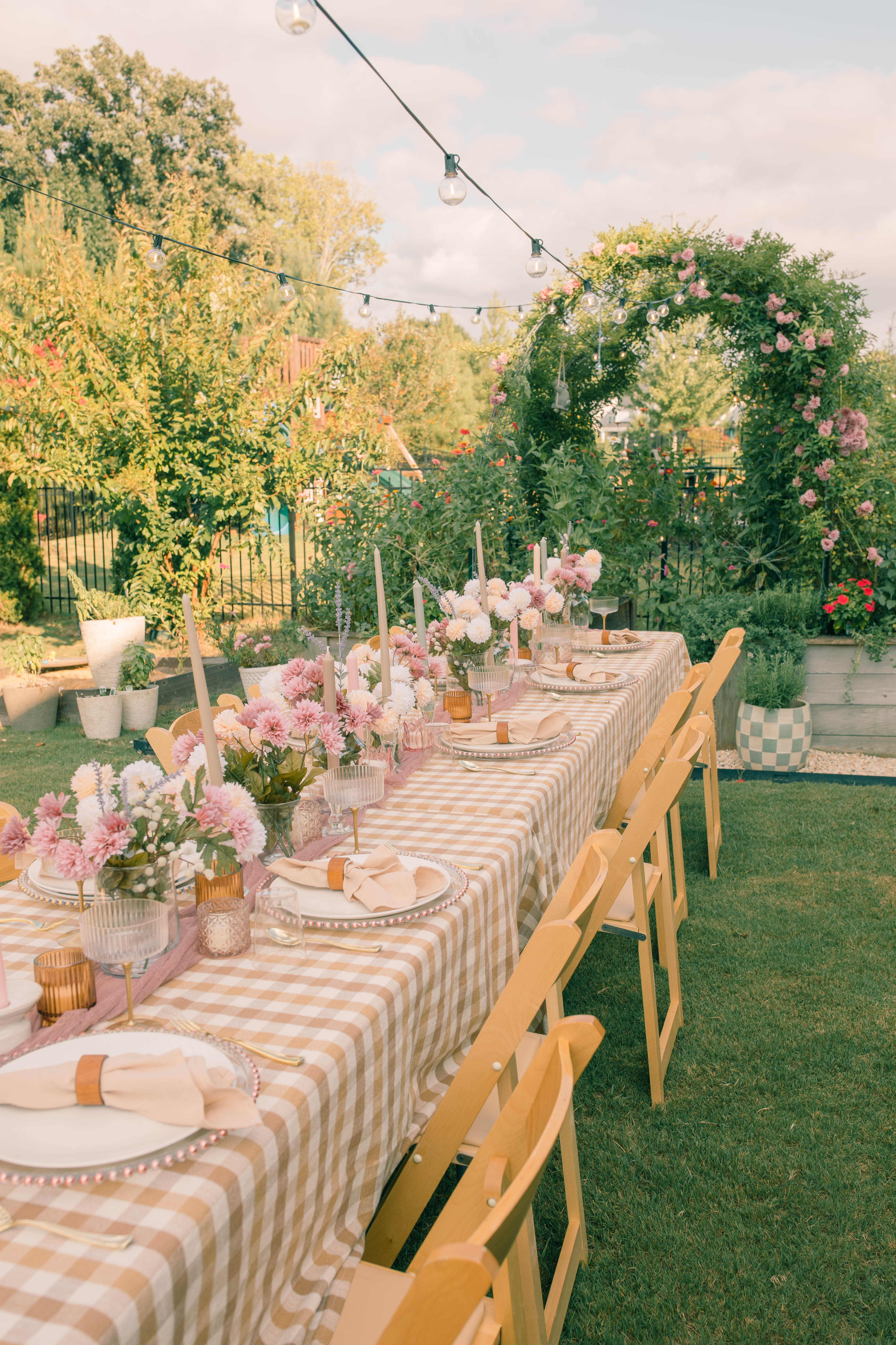 summer dinner party menu, summer dinner party ideas, summer dinner party menu ideas, outdoor dinner party ideas, garden dinner party, garden party menu, garden party food ideas, dinner party menu ideas, dinner party recipes, easy dinner party recipes, dinner party appetizers, summer entertaining ideas, outdoor entertaining ideas, backyard dinner party, elegant dinner party ideas, casual dinner party ideas, dinner party tablescape, summer tablescape ideas, garden party tablescape, dinner party hosting ideas, what to serve at a dinner party, dinner party menu for a crowd, make ahead dinner party recipes