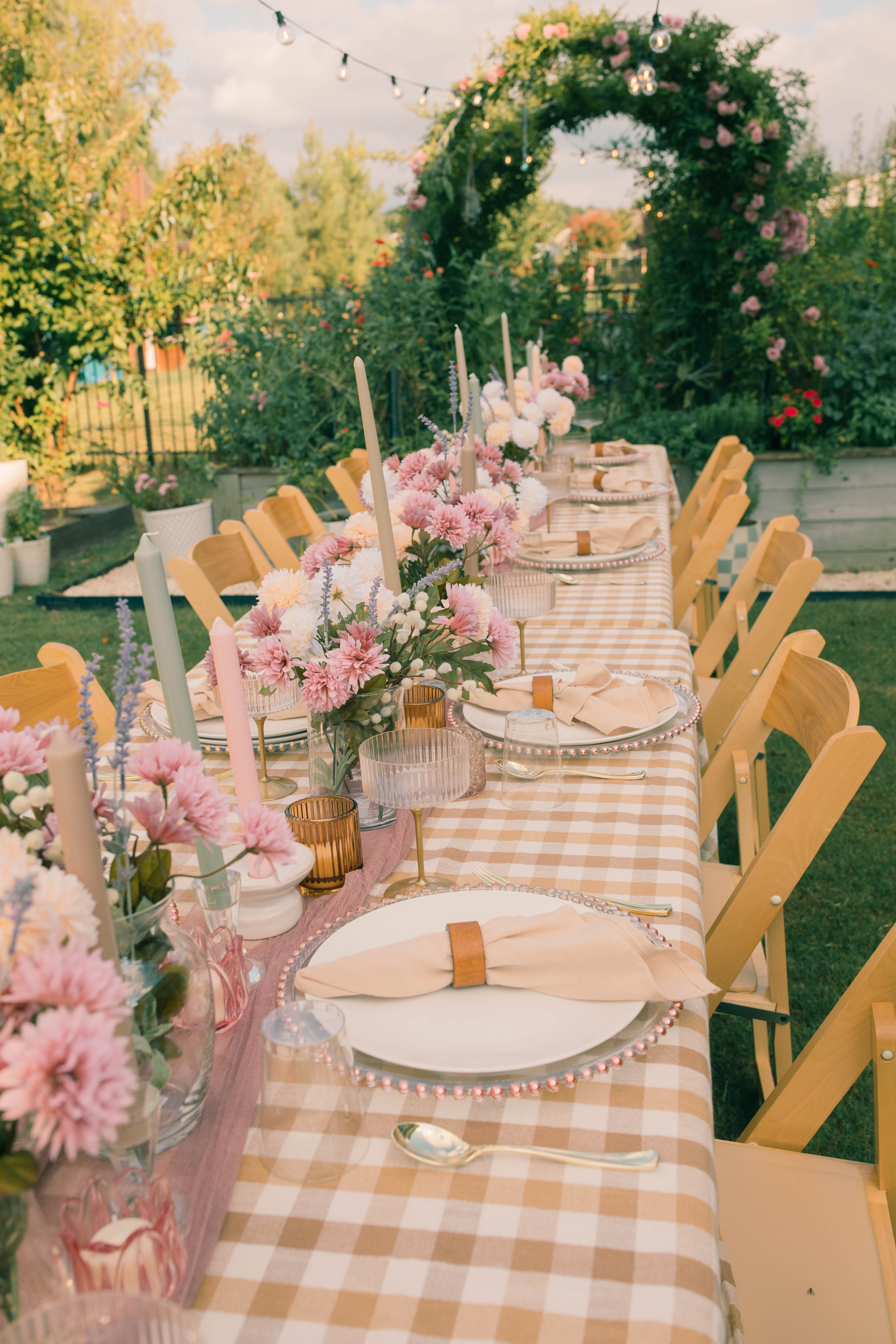 summer dinner party menu, summer dinner party ideas, summer dinner party menu ideas, outdoor dinner party ideas, garden dinner party, garden party menu, garden party food ideas, dinner party menu ideas, dinner party recipes, easy dinner party recipes, dinner party appetizers, summer entertaining ideas, outdoor entertaining ideas, backyard dinner party, elegant dinner party ideas, casual dinner party ideas, dinner party tablescape, summer tablescape ideas, garden party tablescape, dinner party hosting ideas, what to serve at a dinner party, dinner party menu for a crowd, make ahead dinner party recipes