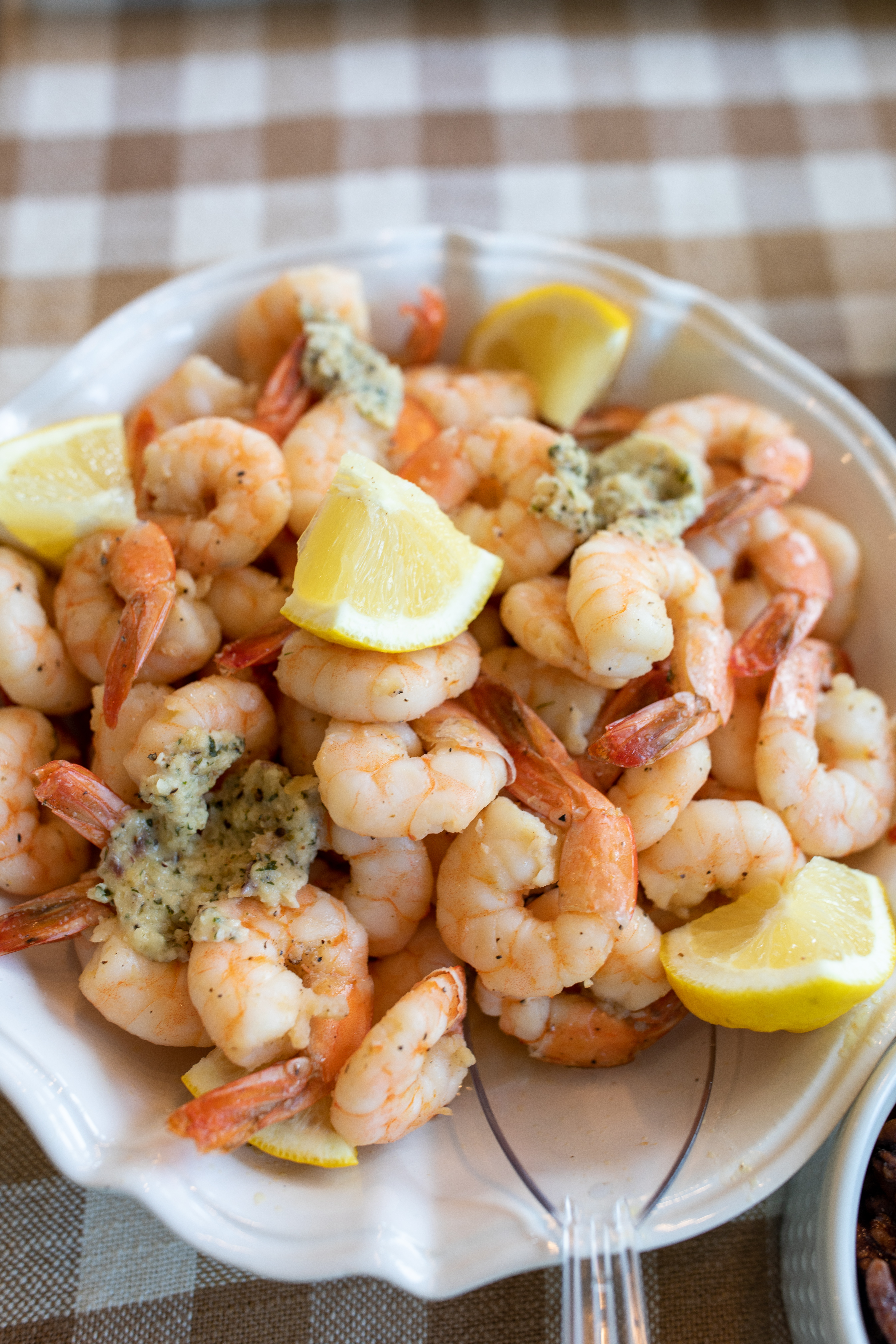 summer dinner party menu, summer dinner party ideas, summer dinner party menu ideas, outdoor dinner party ideas, garden dinner party, garden party menu, garden party food ideas, dinner party menu ideas, dinner party recipes, easy dinner party recipes, dinner party appetizers, summer entertaining ideas, outdoor entertaining ideas, backyard dinner party, elegant dinner party ideas, casual dinner party ideas, dinner party tablescape, summer tablescape ideas, garden party tablescape, dinner party hosting ideas, what to serve at a dinner party, dinner party menu for a crowd, make ahead dinner party recipes