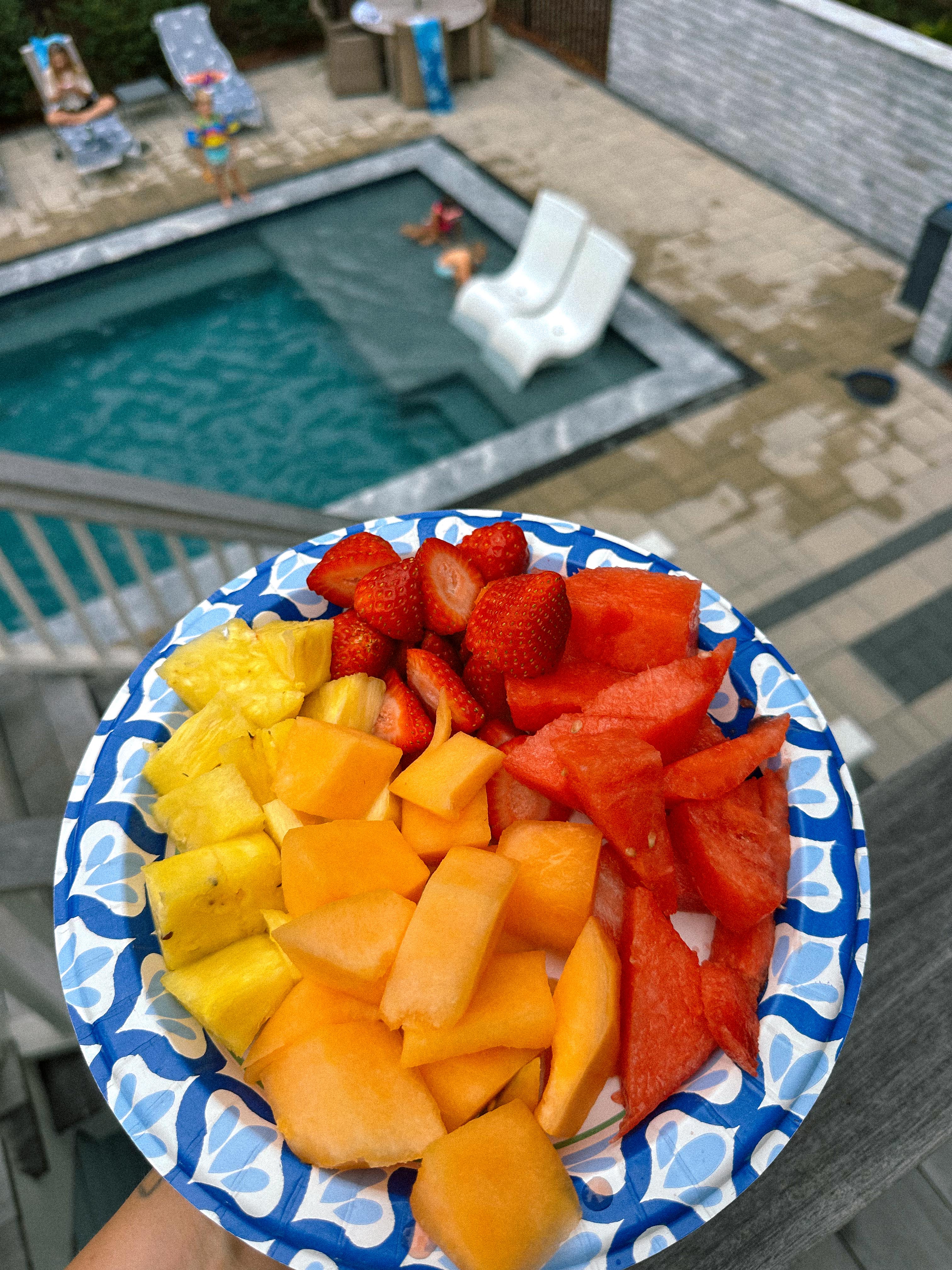 seabrook south carolina, coon hollow, rental, rental property, family rental with pool, travel guide, seabrook island south carolina traveling, travel post, pool day, pool with family
